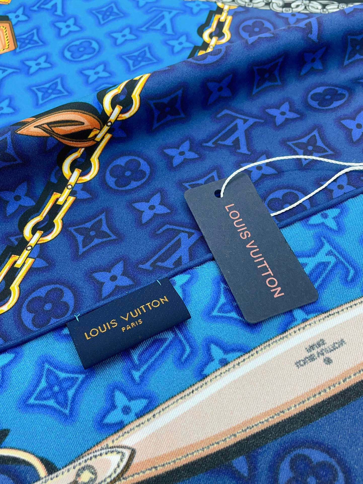 Louis Vuitton Scarf